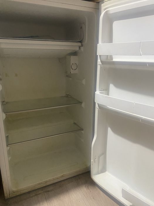 Продам холодильник мини медиа о