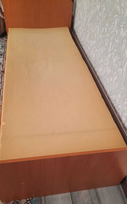 Кровать односпальная