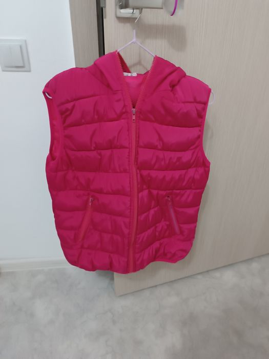 Продам бомбер и безрукавку