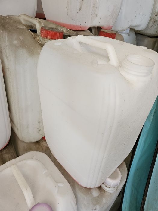 Отличные канистры из под пены 20л