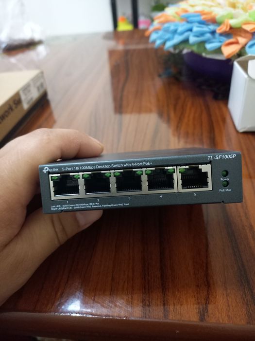tp-link switch 5 port 100Mbps rezlik