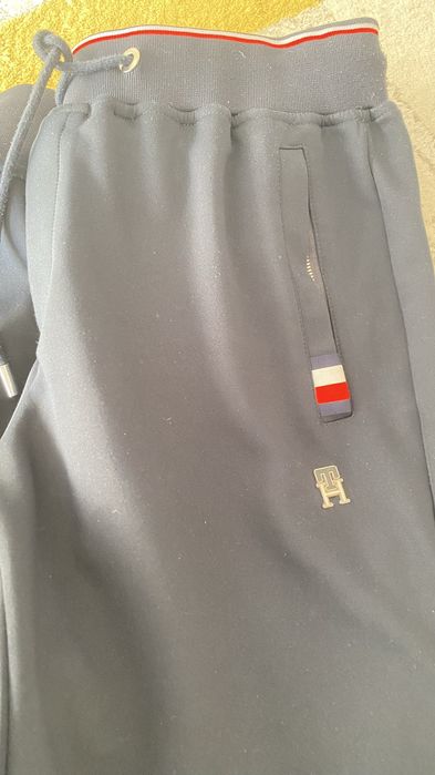 Двойка tommy hilfiger