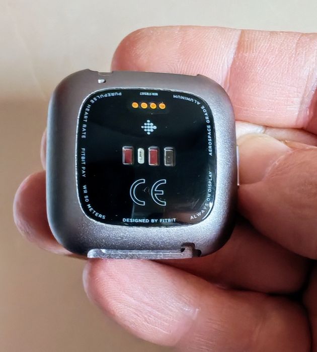 Fitbit Versa 2 Grey impecabil la cutie!