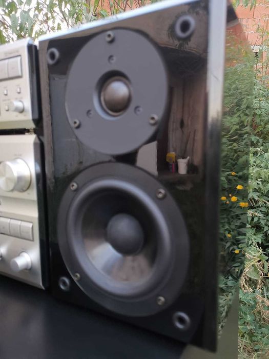 Combina muzicala, Yamaha CRX-E300 KX-E300