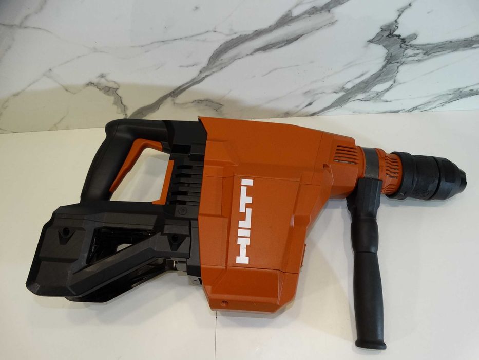 Нов модел - Hilti TE 70 - 22 / Nuron - Ударо пробивна машина