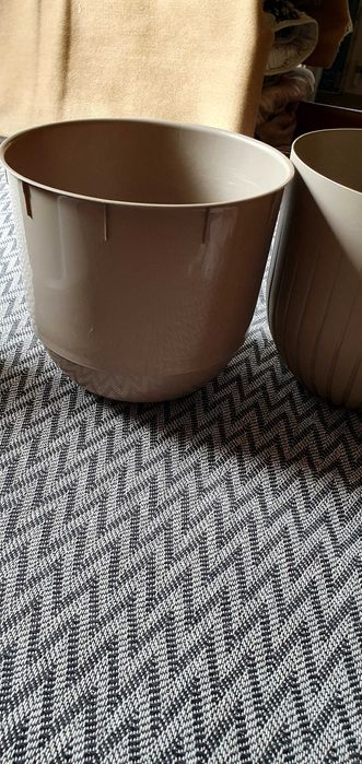 Продам кашпо-горшок