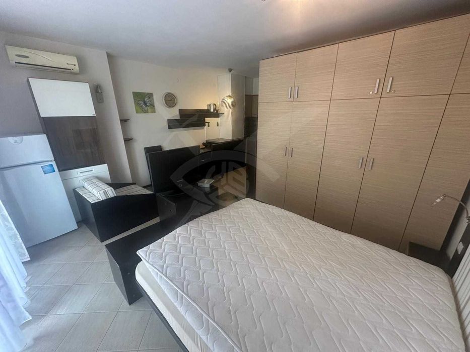 Продава се Едностаен апартамент в к.к. Слънчев бряг - 50 кв.м за 930 €/кв.м - Снимка #2