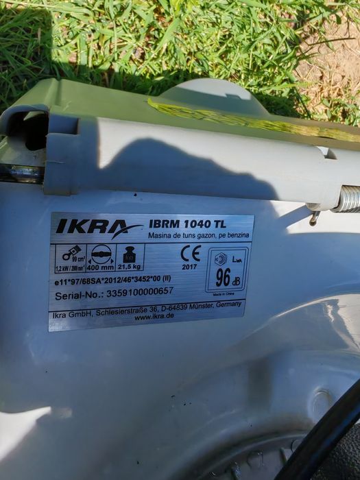Mașina de tuns iarba/gazon Ikra 1040TL - impecabila