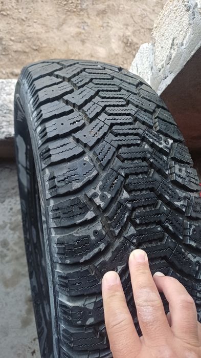 235/75 R15 донгелек сатылады