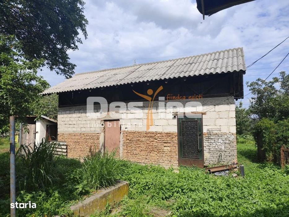 Casa, anexe si teren Floresti  Prahova 1075mp.!