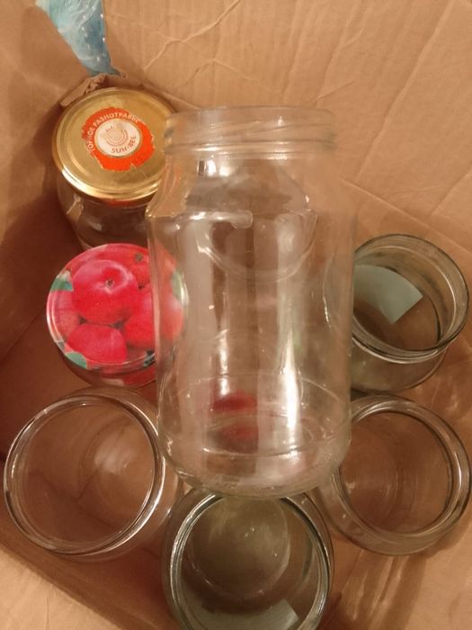 Банки стеклянные 600 тг