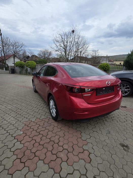Mazda 3  2,0 Benzina 120 Cp.Bi-xenon posibilitatea rate trasport gratuit Garanție