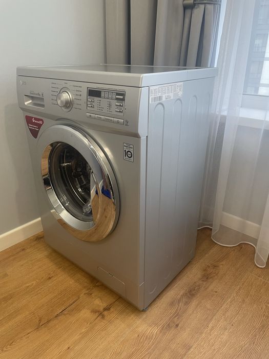 Продам стиральную машину автомат LG 6кг