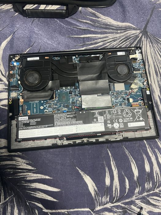 Laptop lenovo thinkpad p1 gen4 pentru piese