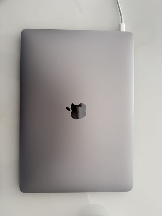 Macbook air 13” M1 256gb