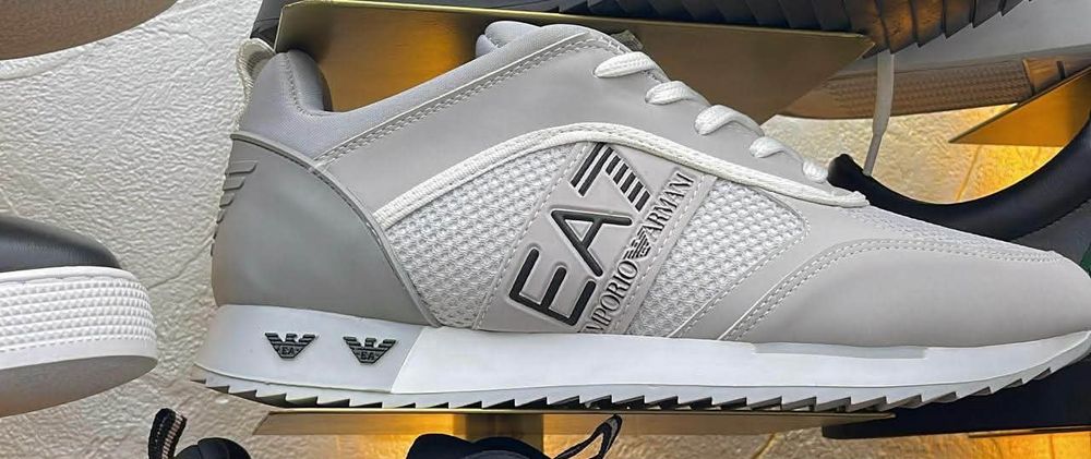 Adidași de bărbați Hugo și Armani