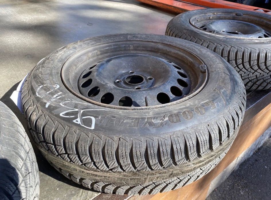 Гуми 195/65R15 с джанти за Opel
