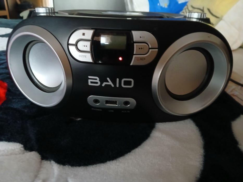 Продавам мини аудио система BAIO