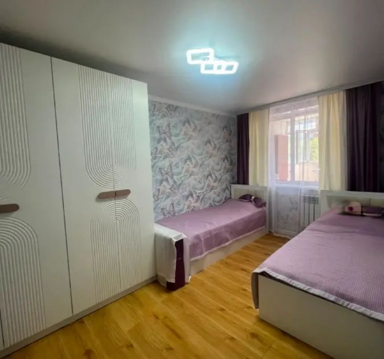 продам 4-х ком. 85кв. 3мкр. 3-этаж
