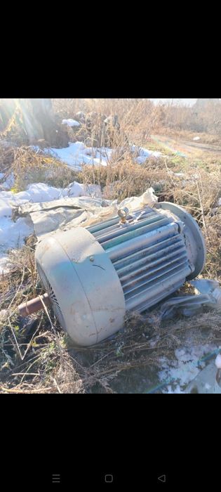 Продам электродвигатель для поливочного насоса