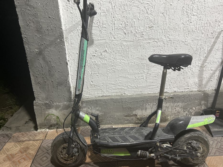 Электросамокат UBER SCOOT торг есть