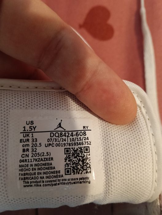 Nike Air Jordan și Sprandi