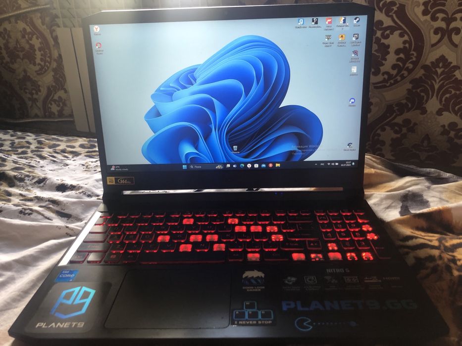Продам мощный игровой ноутбук