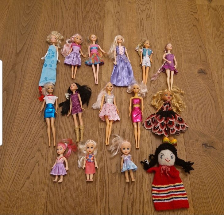 Lot papusi barbie