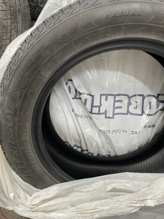 Зимние автошины 215/55/17