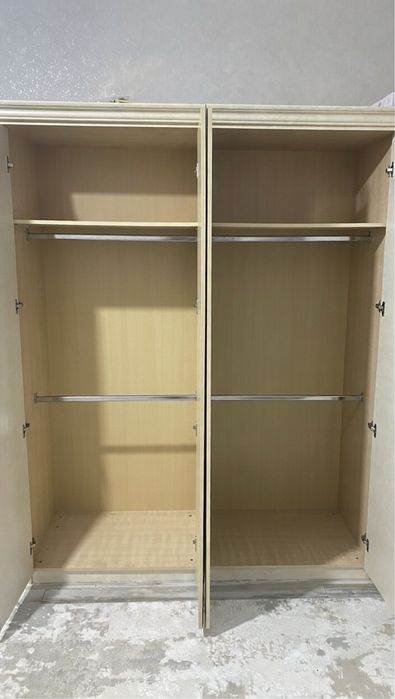 Шкаф для одежды.