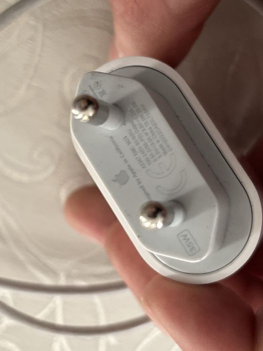 продам айфонскую зарядку оригинал