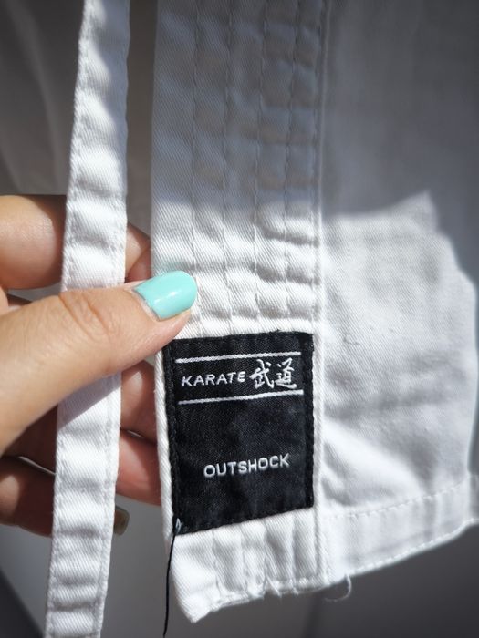 Costum karate Outshock 140