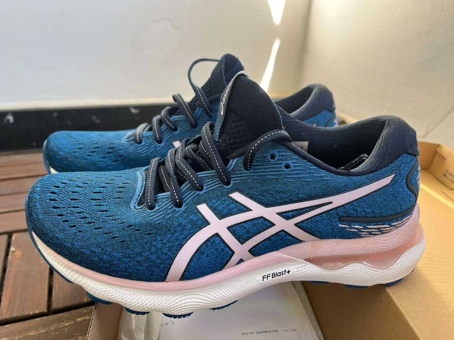 Дамски маратонки ASICS GEL-NIMBUS 24 номер 38.5