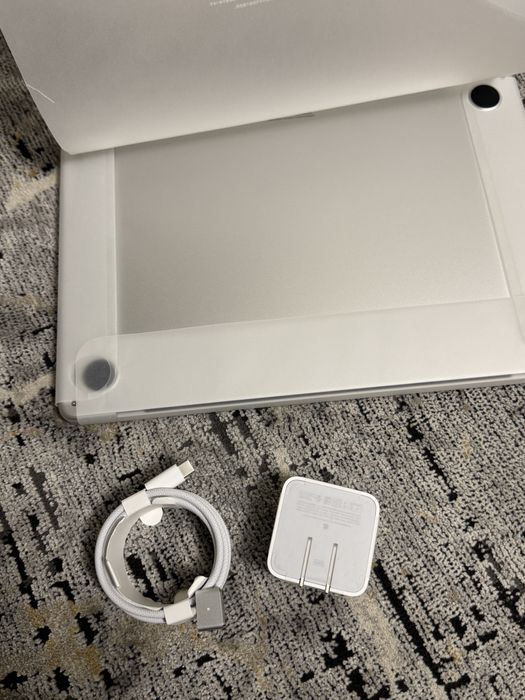 Macbook Air M4 13  16gb 256gb silver