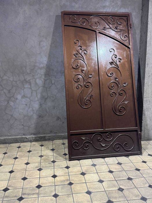 Ворота и дверь металлическая