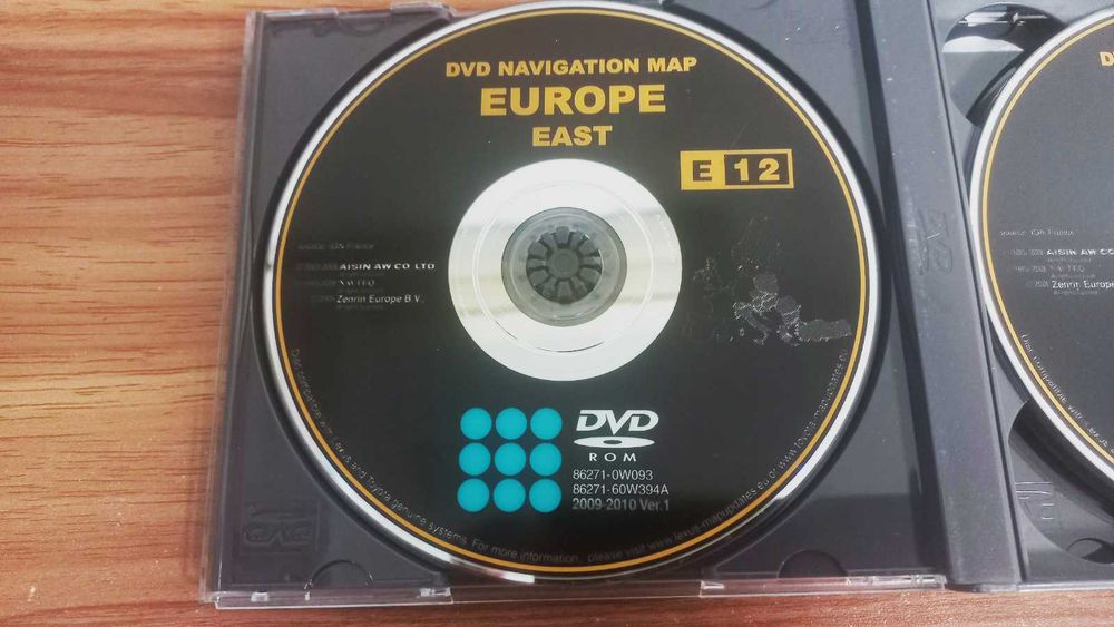 4бр ОРИГИНАЛНИ навигационни дискове Тойота Toyota RAV4 Avensis Yaris