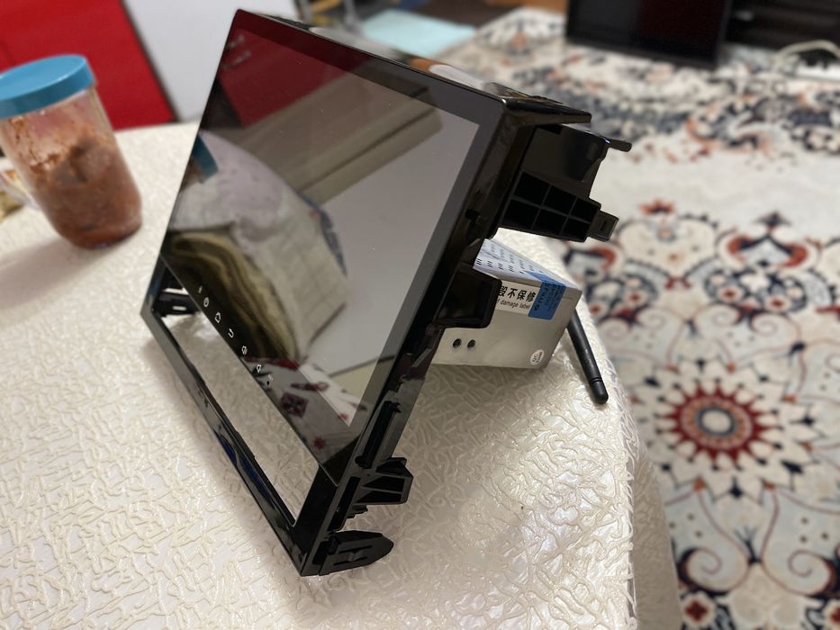 Мультимедиа Ланд-Крузера-200