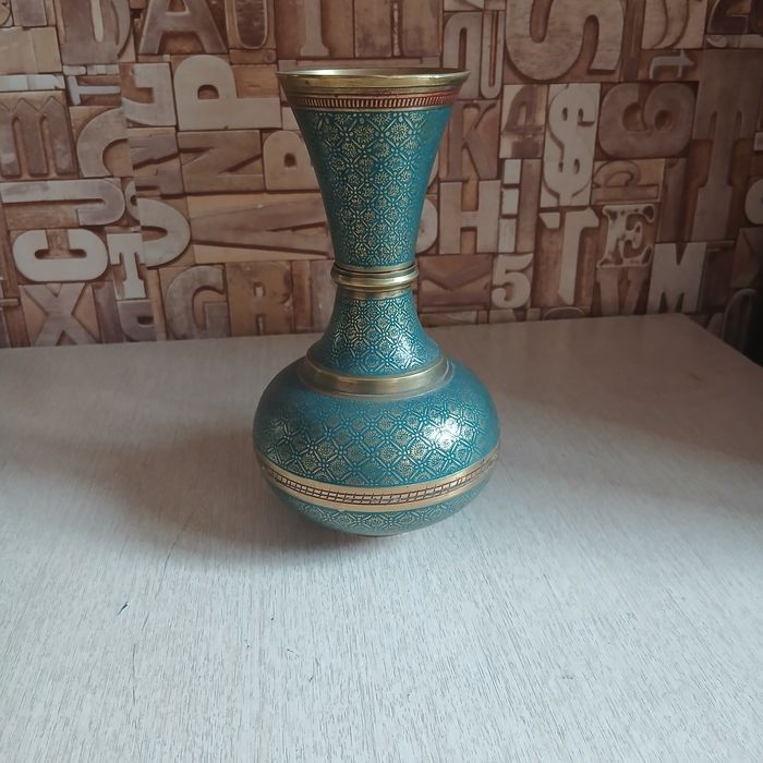 Ваза индийсая латунь с дефектом