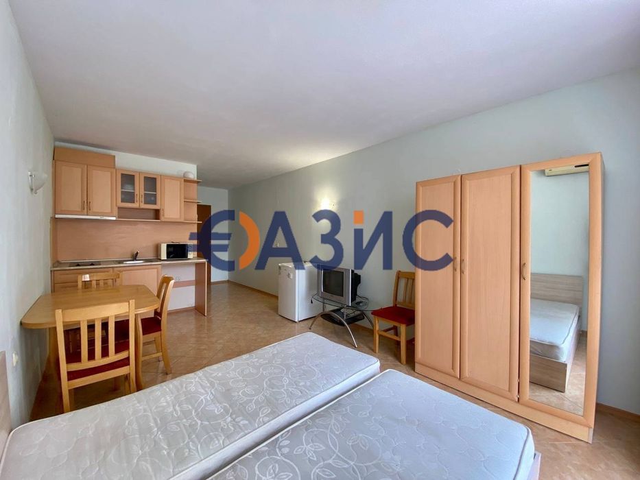 Продава се Едностаен апартамент в к.к. Слънчев бряг - 36 кв.м за 1112 €/кв.м - Снимка #1