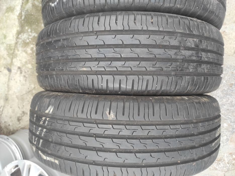 205/60/16 Continental