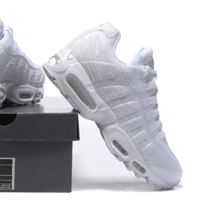 Кроссовки nike air max