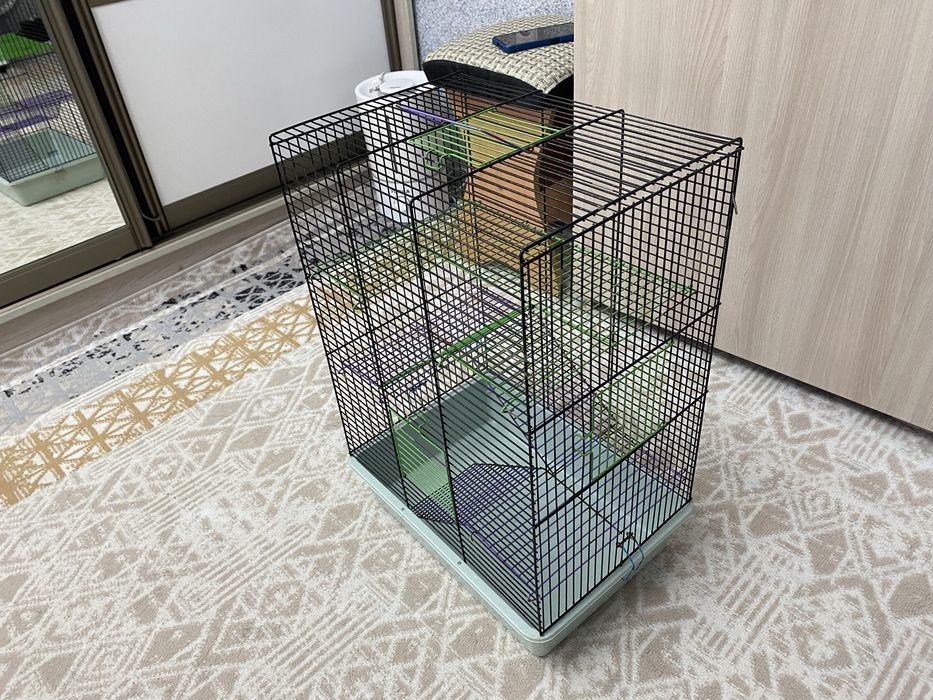 продается клетка для крыс