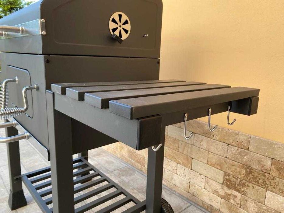 Gratar profesional, grill de fonta, roti, capac, termometru etc Nou!