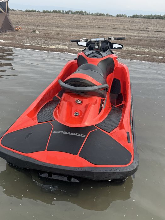 Гидроцикл seadoo 300