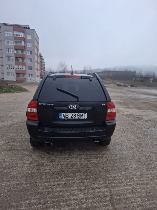 Vând kia sportage