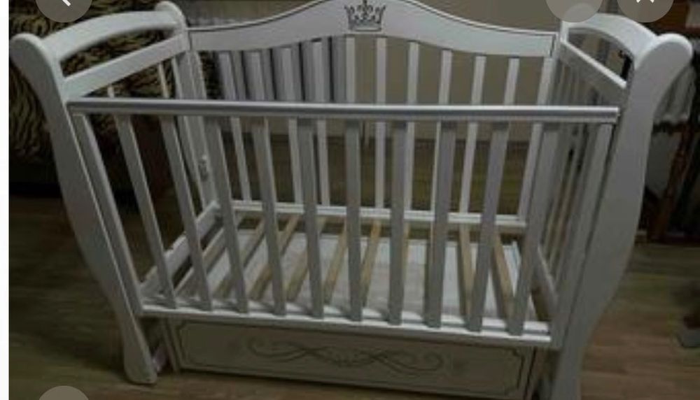 Продам манежку - маятник