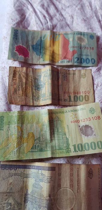 Vind bancnote vechi.