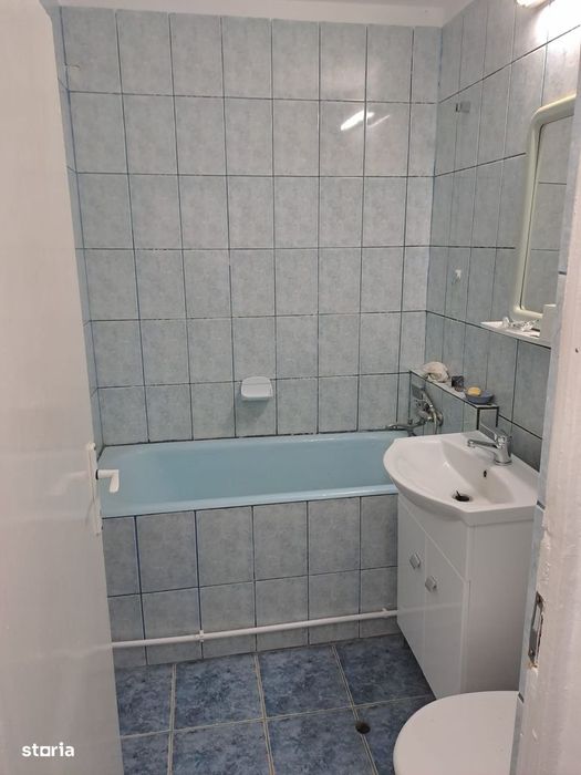 Garsoniera 28 mp - etajul 4 - zona Dumbrava Nord