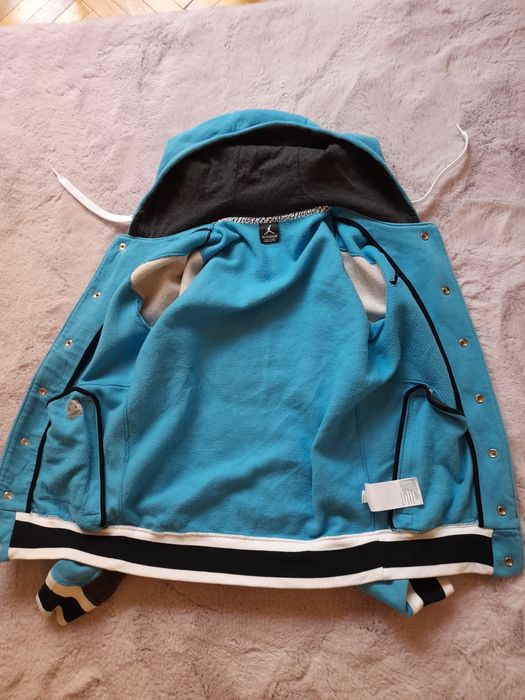 Jordan мъжко яке S размер.