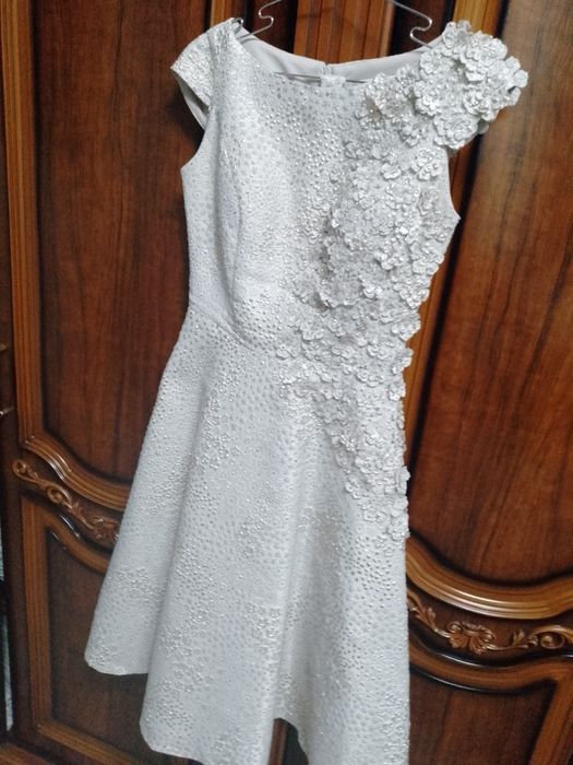 Женские платья новые